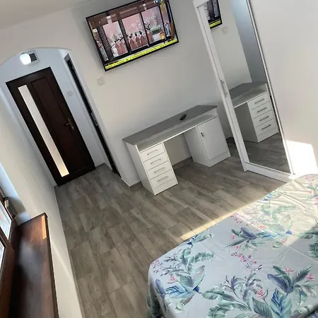 Apartment Garsoniera In Olimp